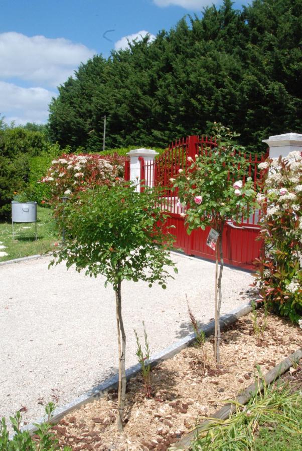 Fougeres-sur-Bievre Chambre D'Hotes "Les Paturelles" المظهر الخارجي الصورة